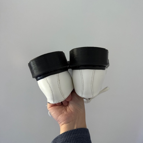 SUPREME x DR. MARTENS 1461 in Spiderweb White - Picture 4 of 8